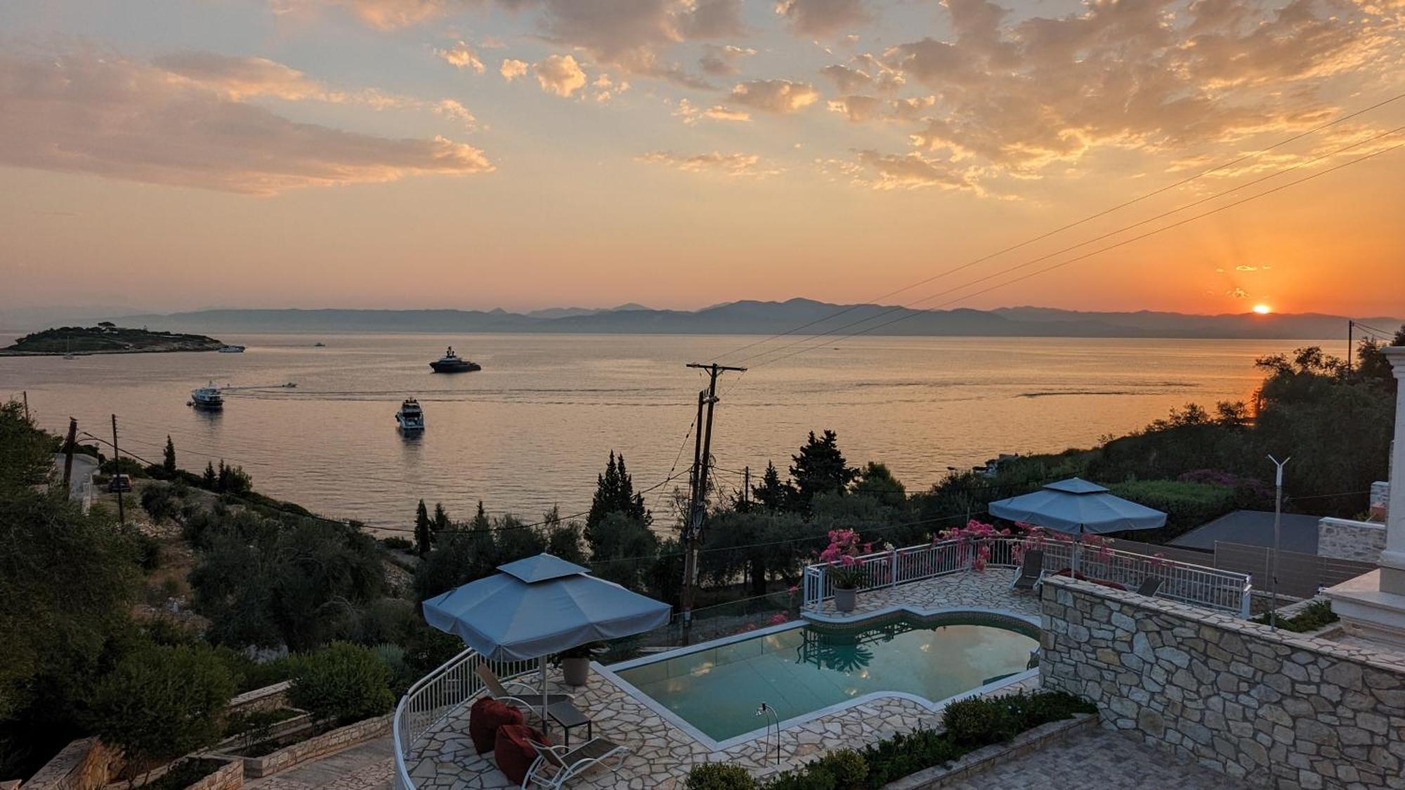 Villa Avgerini Paxos Gáios Habitación foto